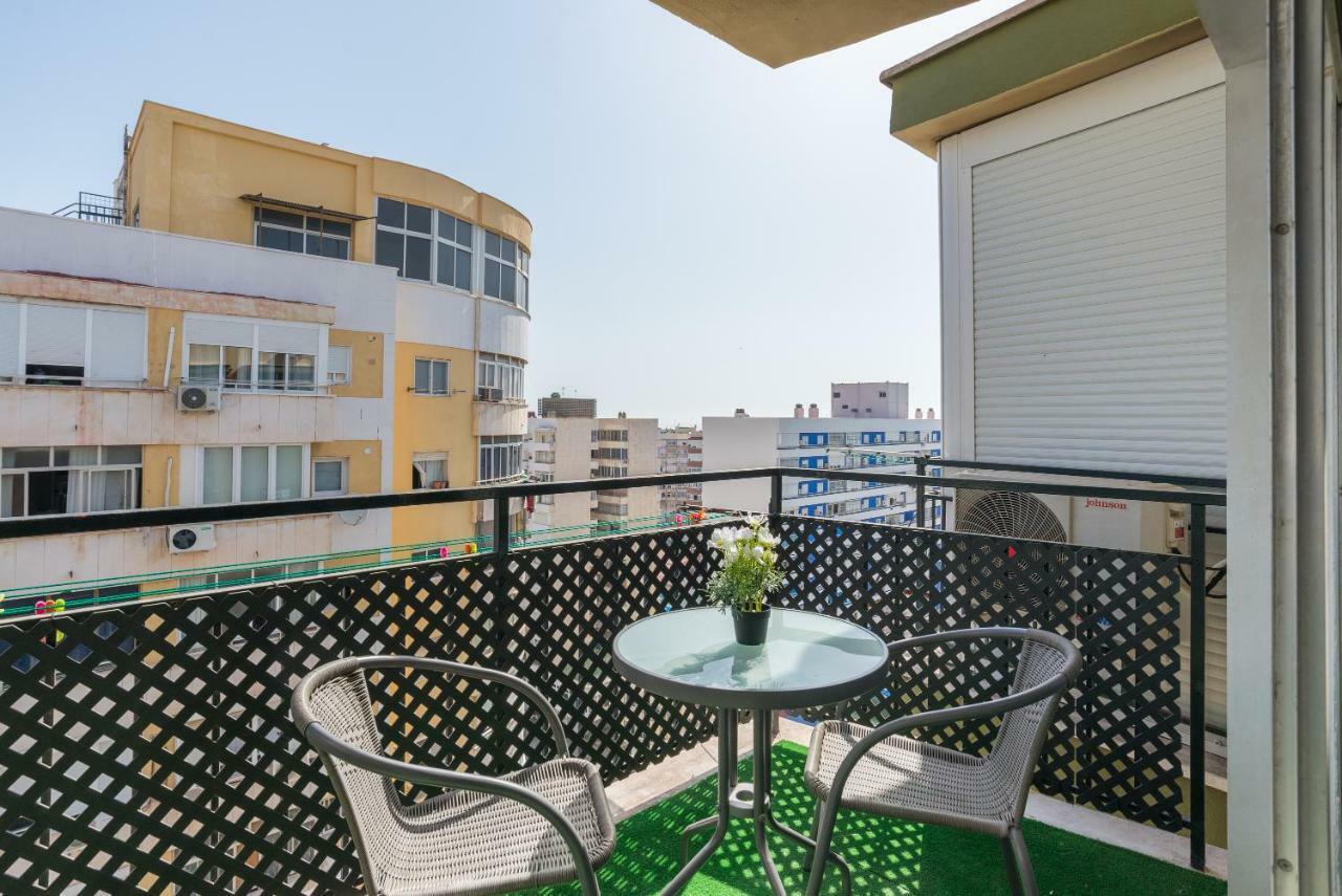 Confortable Estudio Con Terraza, Vistas A La Montana, Mar Y Mas Torremolinos Exterior foto